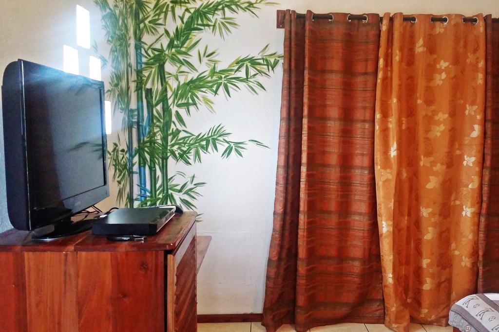 Bamboo Bungalows Resthouse Balabag  Szoba fotó