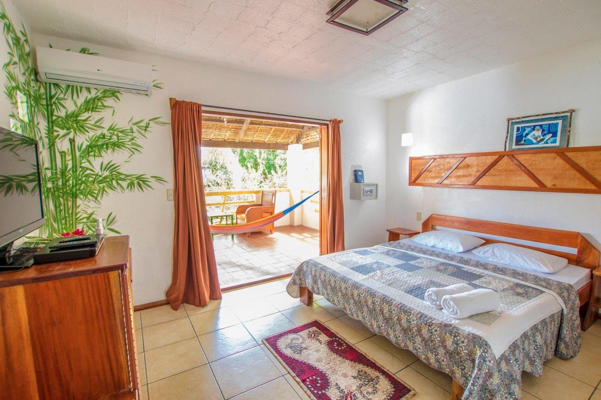 Bamboo Bungalows Resthouse Balabag  Kültér fotó