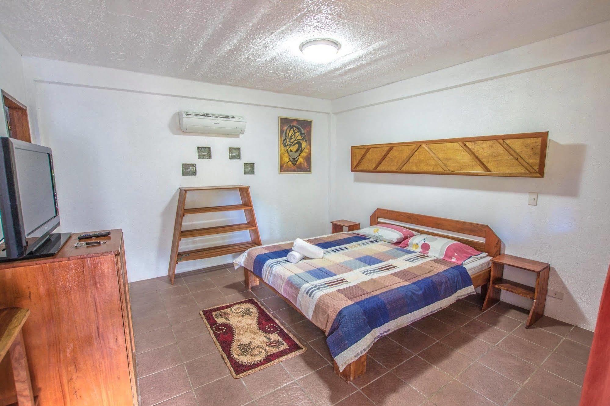 Bamboo Bungalows Resthouse Balabag  Kültér fotó