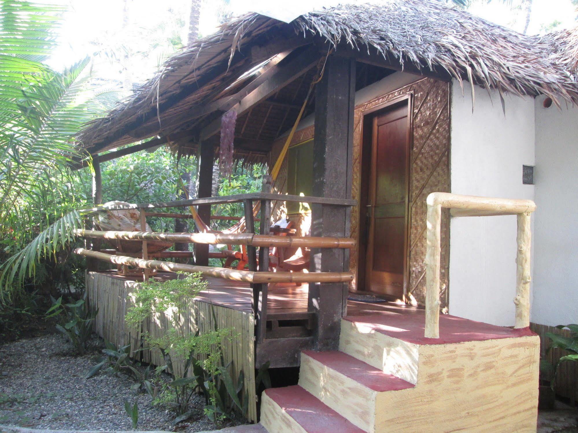 Bamboo Bungalows Resthouse Balabag  Kültér fotó