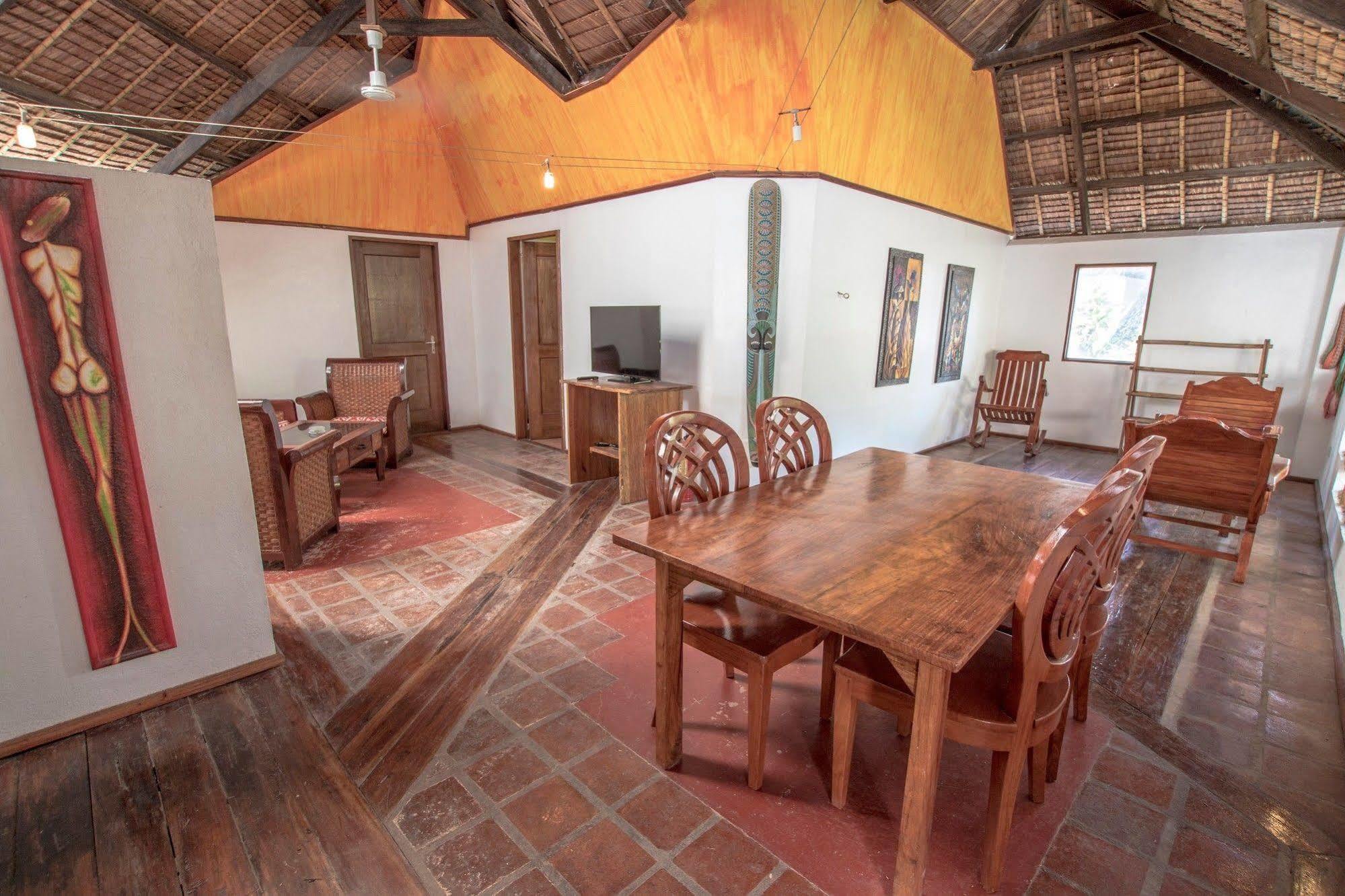 Bamboo Bungalows Resthouse Balabag  Kültér fotó